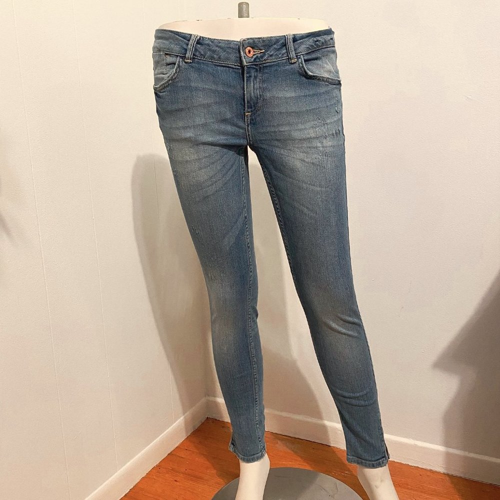 ZARA Z1975 Low Rise Skinny Ankle Zip Denim Jeans | Size US 6/EUR 38